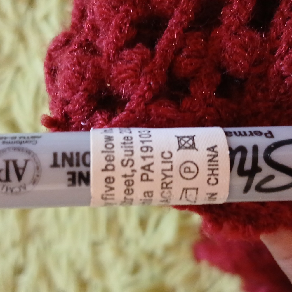 Handmade Red Knitted Infinity Scarf OS - Picture 4 of 5